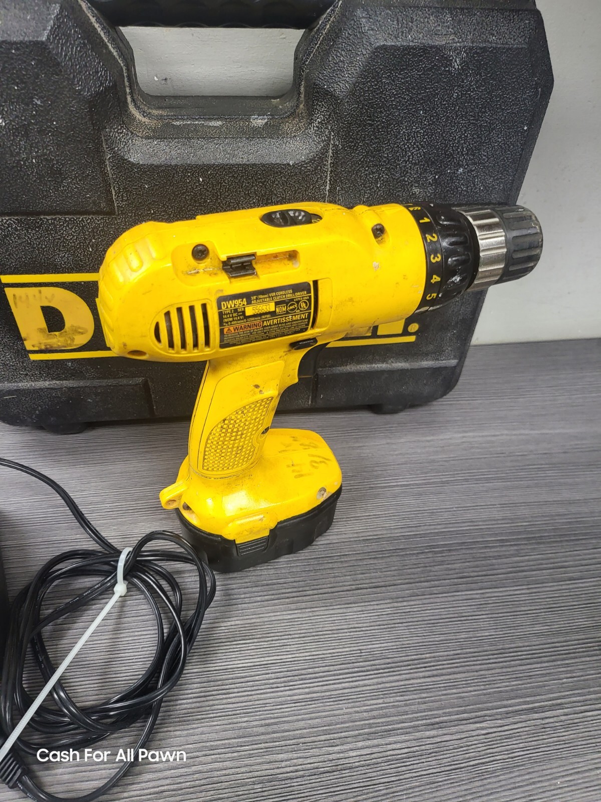 DeWalt 14.4V XRP DW954 Cordless Adjustable Drill/DrIVER TOOL CASE BATTERY