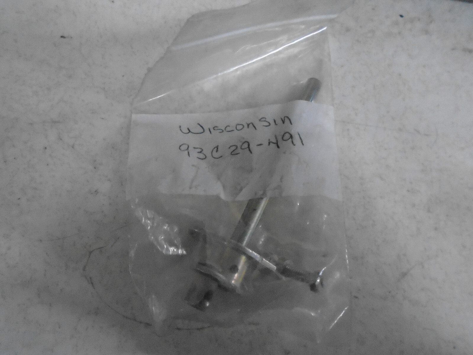 NEW oem WISCONSIN 93C29-491 THROTTLE  SHAFT ASSEMBLY