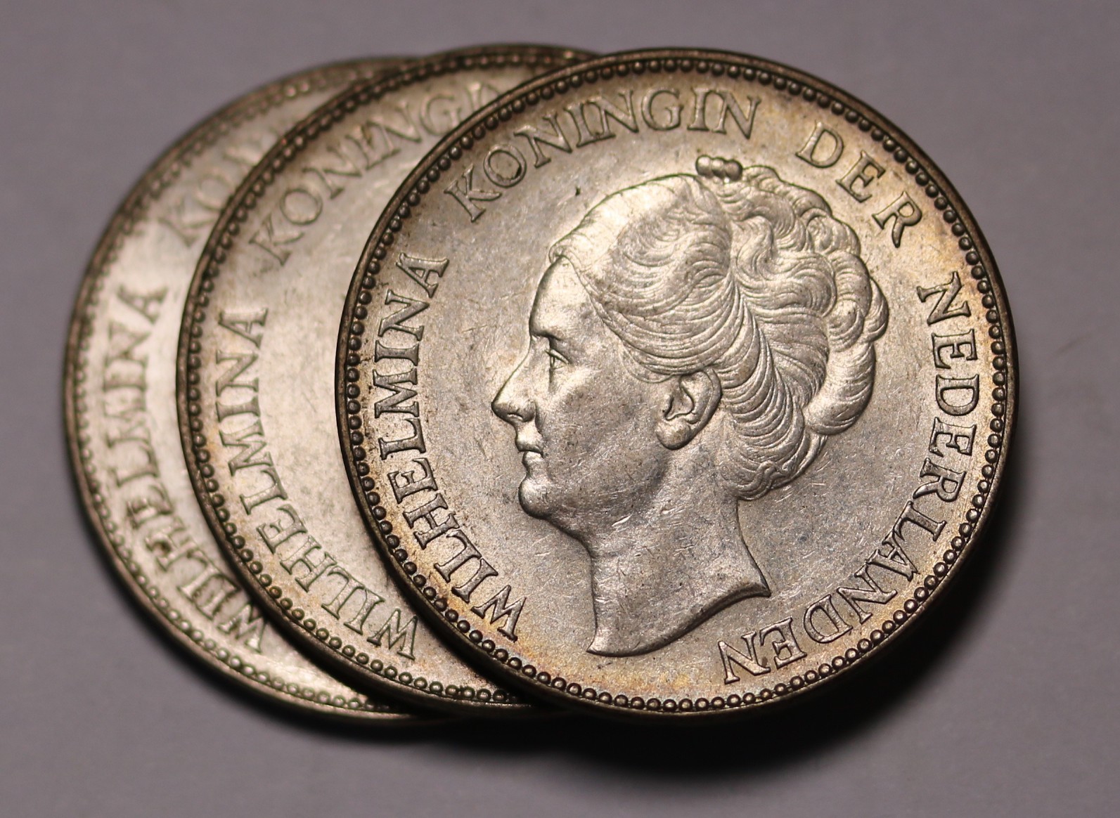 1939 Netherlands 1 Gulden  Wilhelmina Silver Coins (3) KM# 161 Lustrous EF/gEF