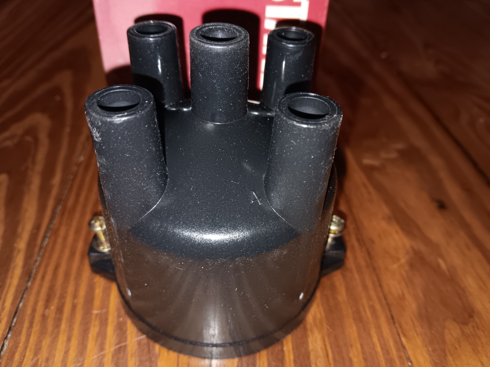 Standard CH-406 Distributor Cap Made In The U.S.A.