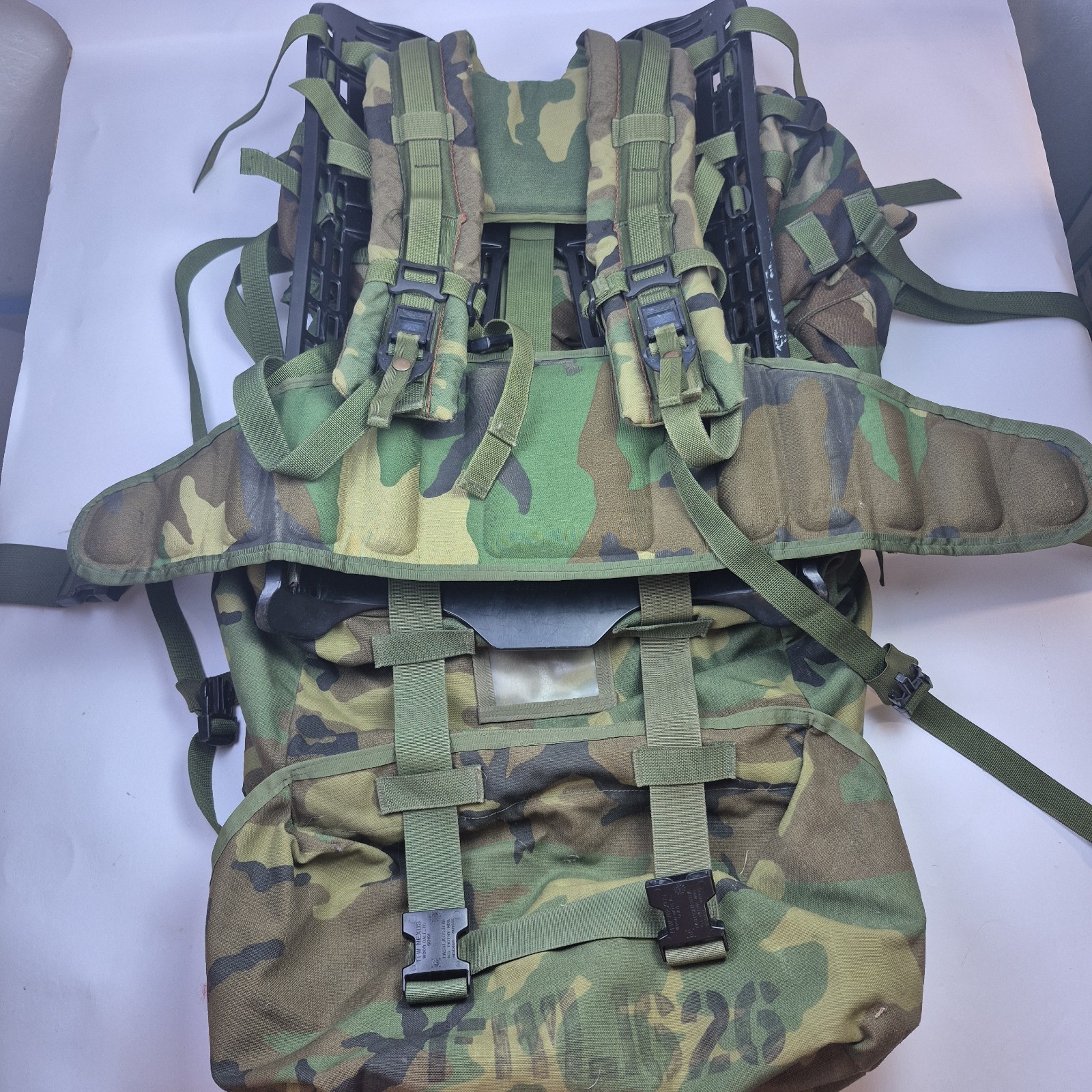 USGI Woodland Camo MOLLE II Large Main Pack Rucksack & frame Bag &  sleep sys.