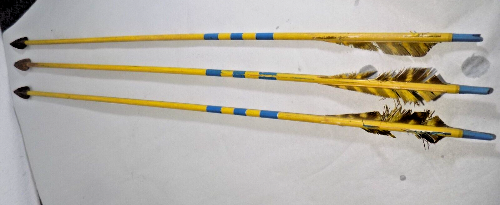 Bear Archery Co. Bear Cub 62" 47 Lb. TT170 W/3 Arrows