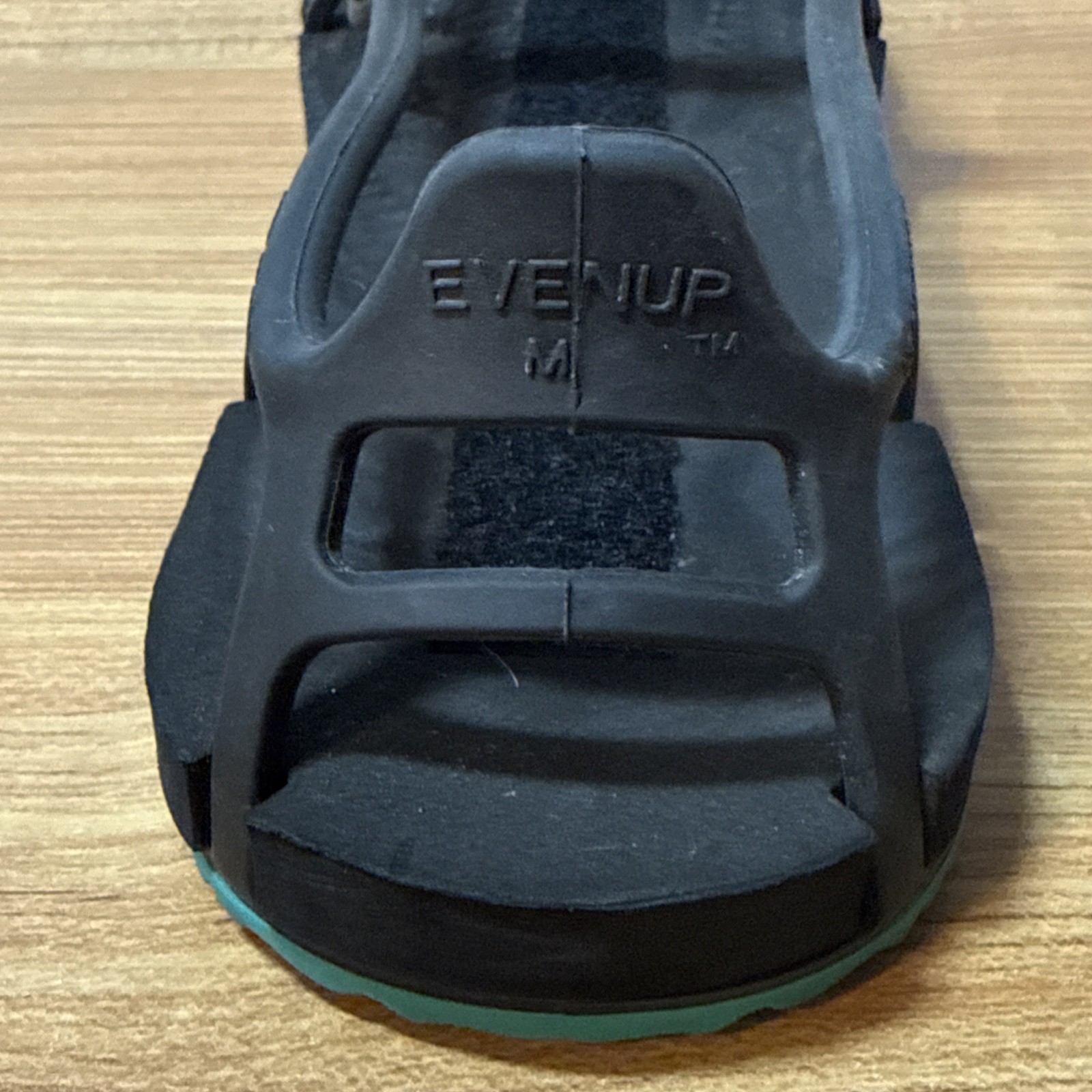 EVENup Shoe Balancer MEDIUM Orthopedic Boot Leveler Adjustable Height Accessory