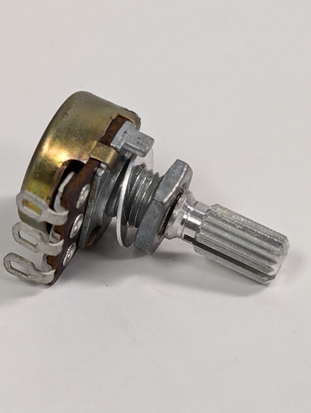 20K OHM MINIATURE AUDIO TAPER POTENTIOMETER