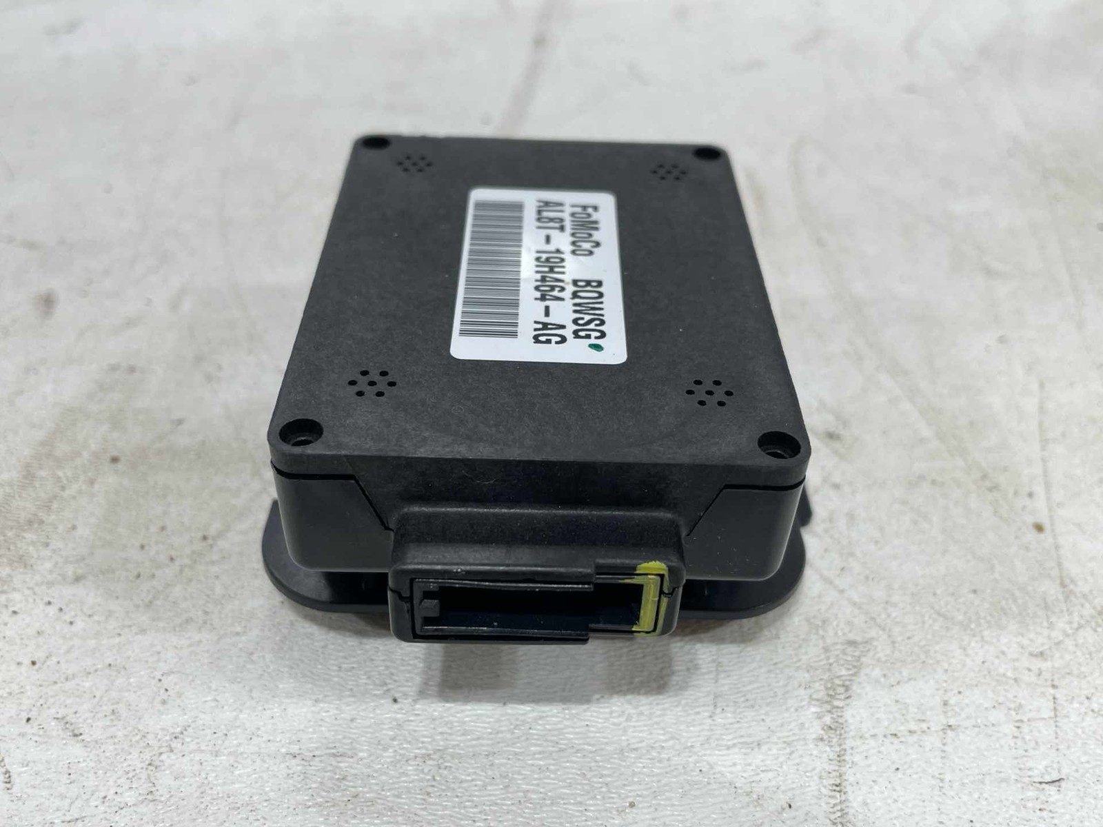 FITS 2011 - 2012 FORD ESCAPE RADIO ANTENNA CONTROL MODULE OEM