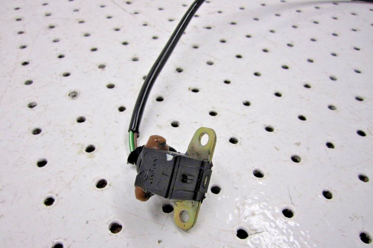 2007 ARCTIC CAT M8 153 TIMING SENSOR WITH WIRE AND PLUG 3007-317