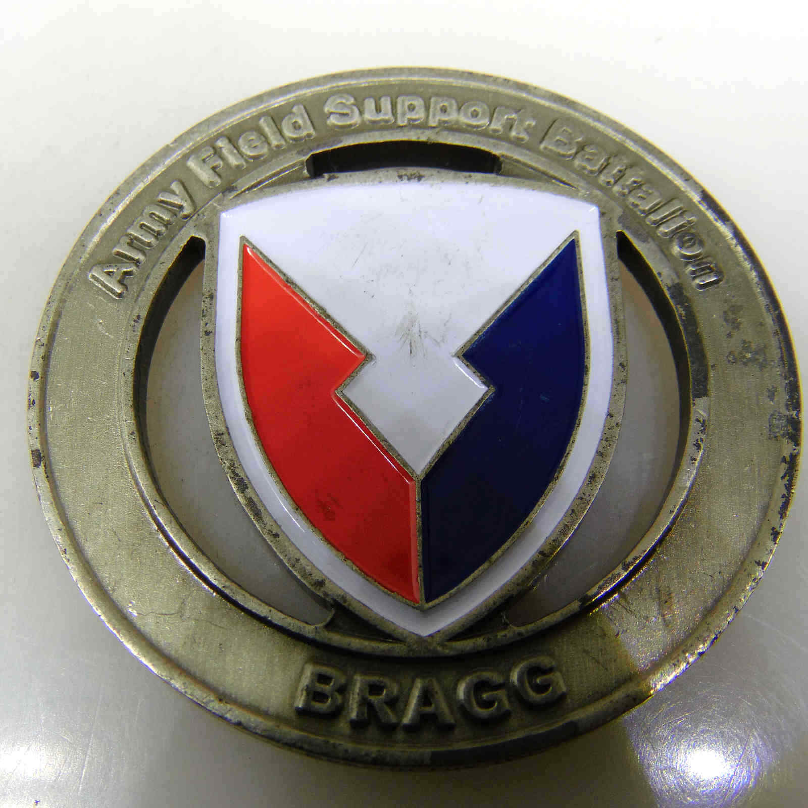 BRAGG ARMY FIELD SUPPORT BATTALION CHALLENGE COIN
