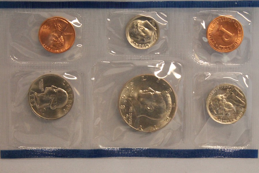 1985 PD US Mint set 10 Pack (OGP) 100 coins