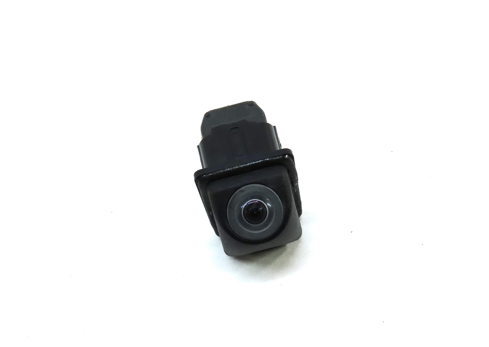 09-18 BMW 2 3 4 5 7 M5 X3 X5 X6 (F01 F07 F10 F15 F16 F30 F32) REARVIEW CAMERA