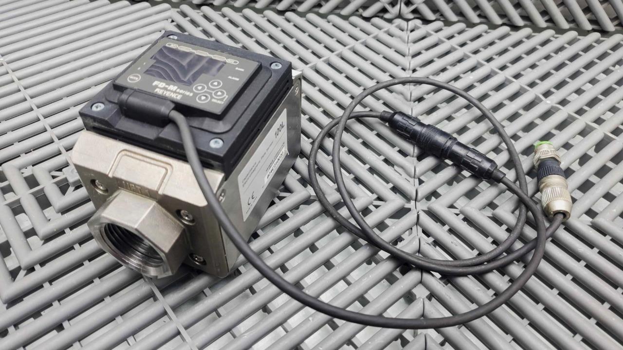 Keyence FD-MZ100ATK Capacitance Electrode Electromagnetic Flow Sensor 100L