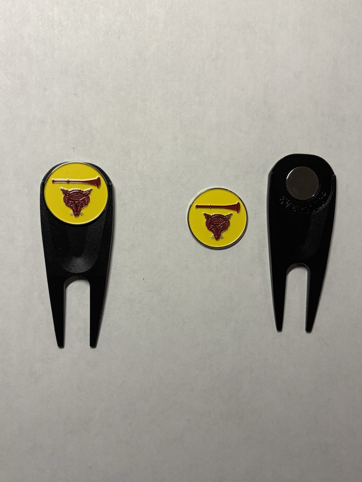 Myopia Hunt Club 1" Coin Golf Marker & Ergonomic Pocket Golf Divot Tool