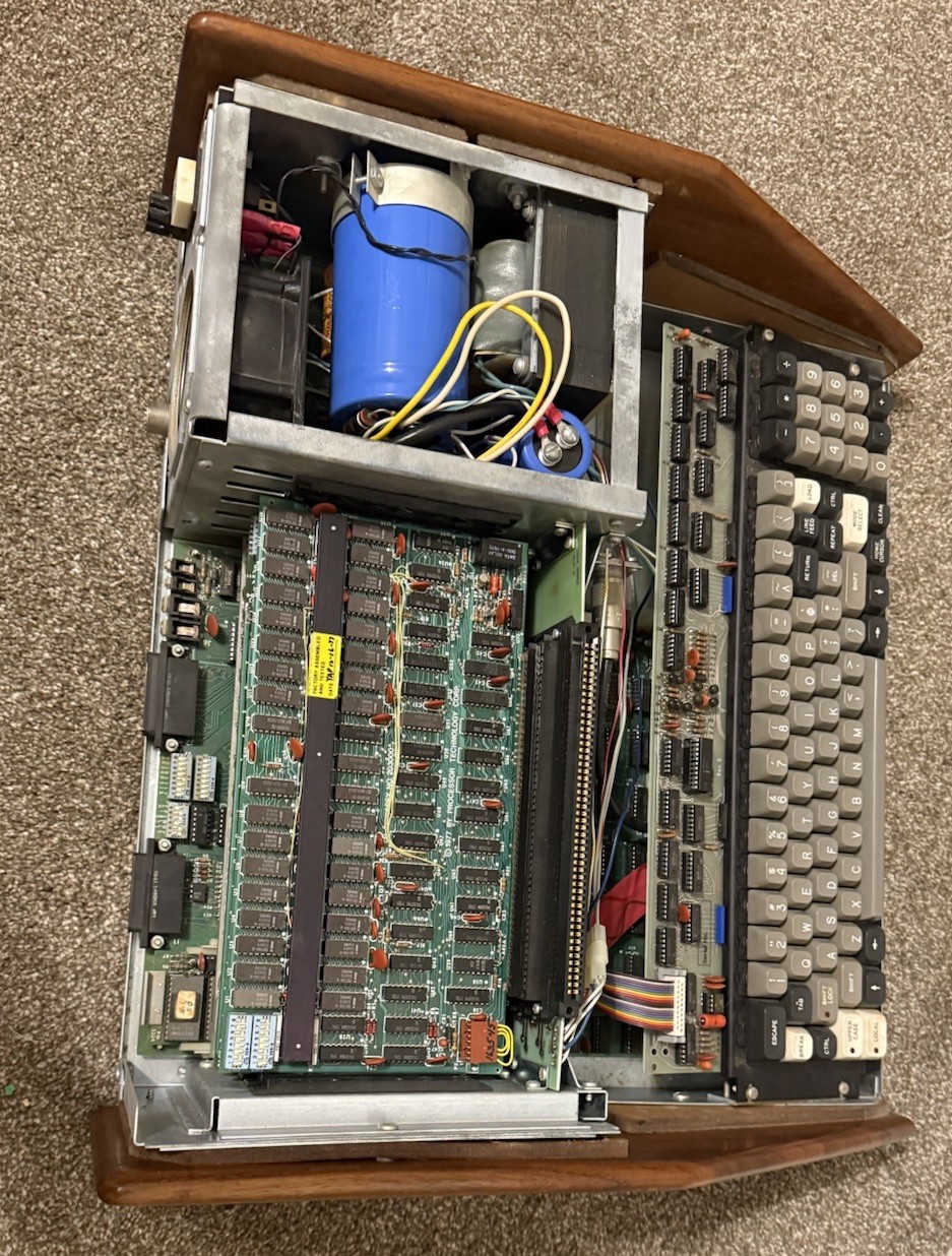 Processor Technology Sol-20 Terminal Computer Vintage Disk Storage Wires Covers
