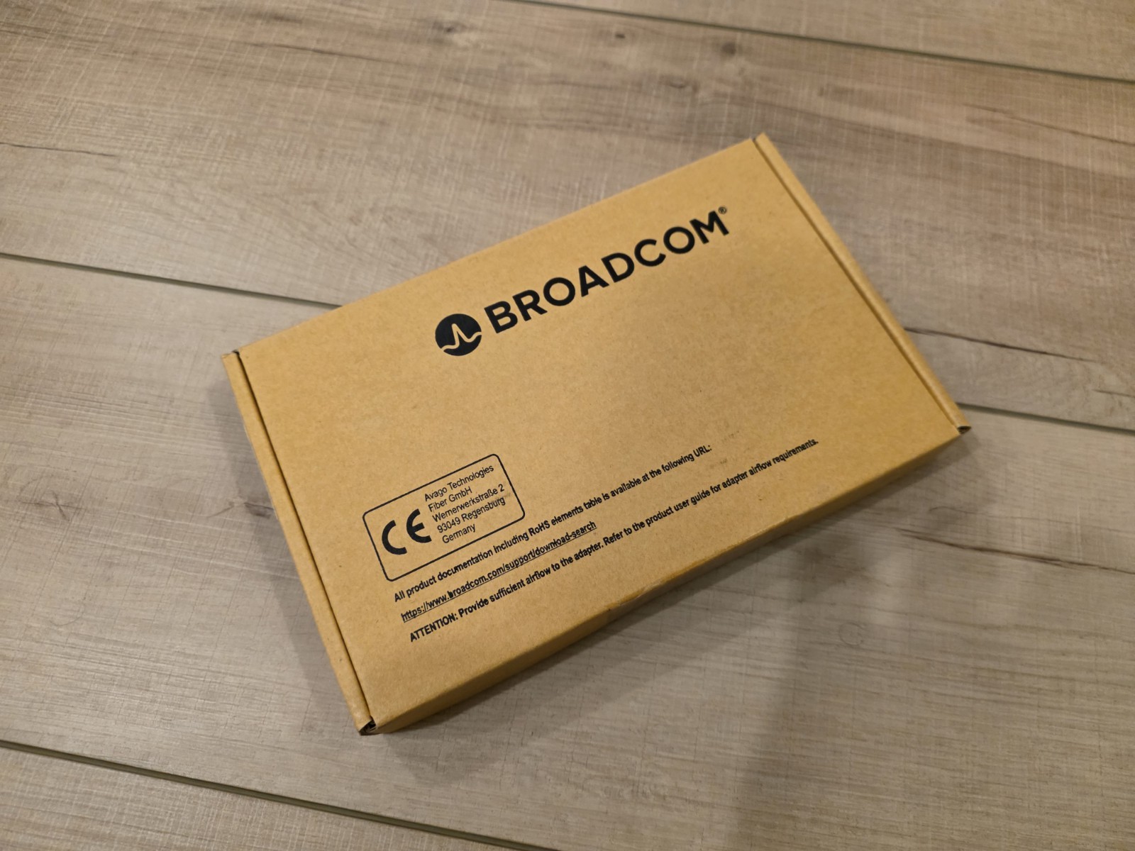 Broadcom BCM MegaRAID 9540-2M2 PCIe Gen 4.0 Boot Storage Adapter 12Gb/s NVMe