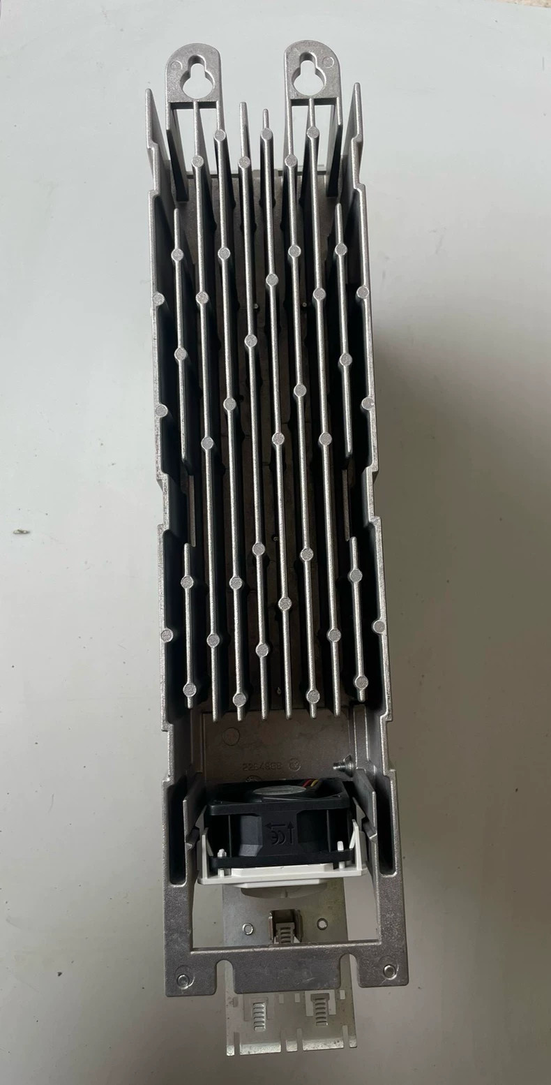 New Lenze E70ACPSE0604S frequency inverter
