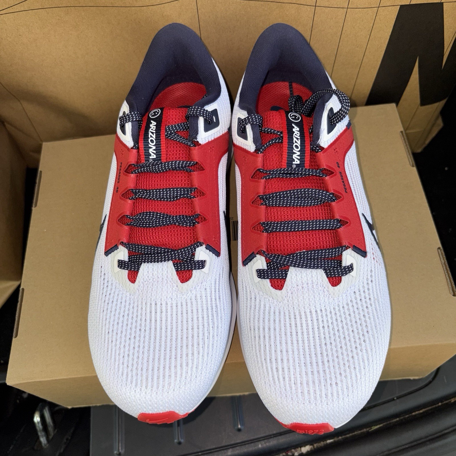NEW Nike Air Zoom Pegasus 40 Arizona Wildcats White NBY DZ5945-100 Men Size 9