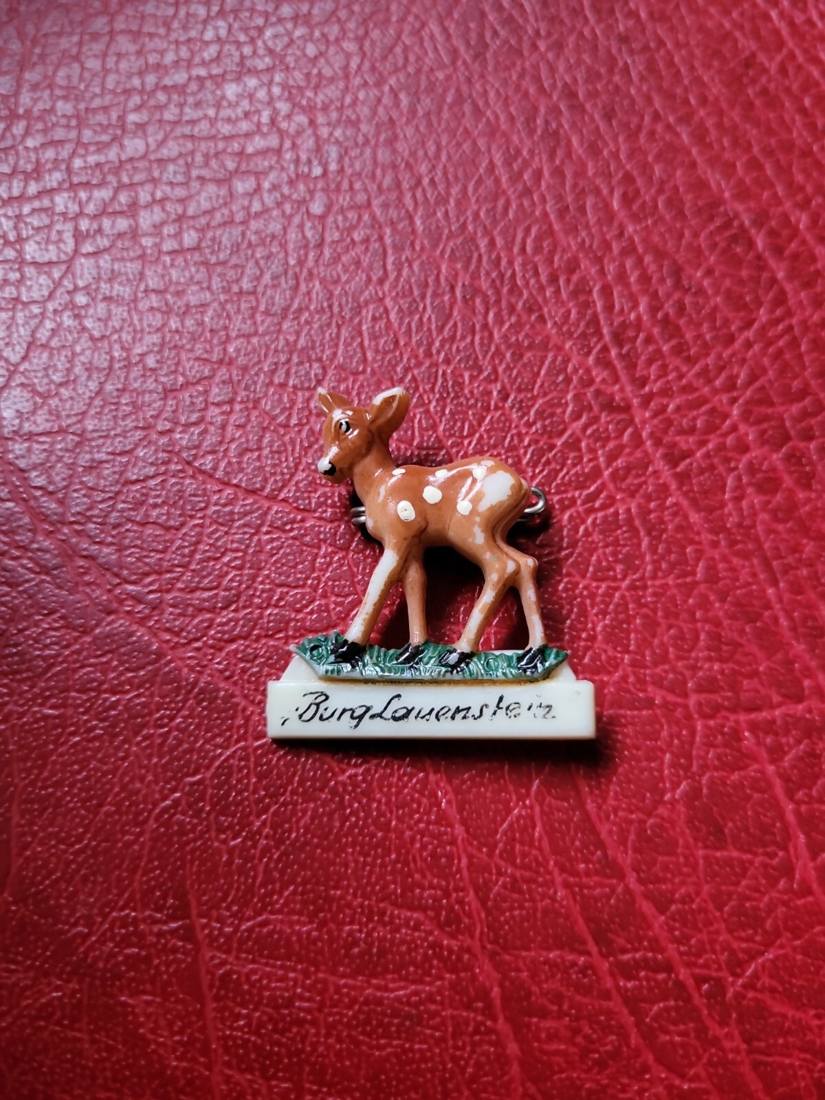 Pin hatpin hiking pin brooch Castle Lauenstein.