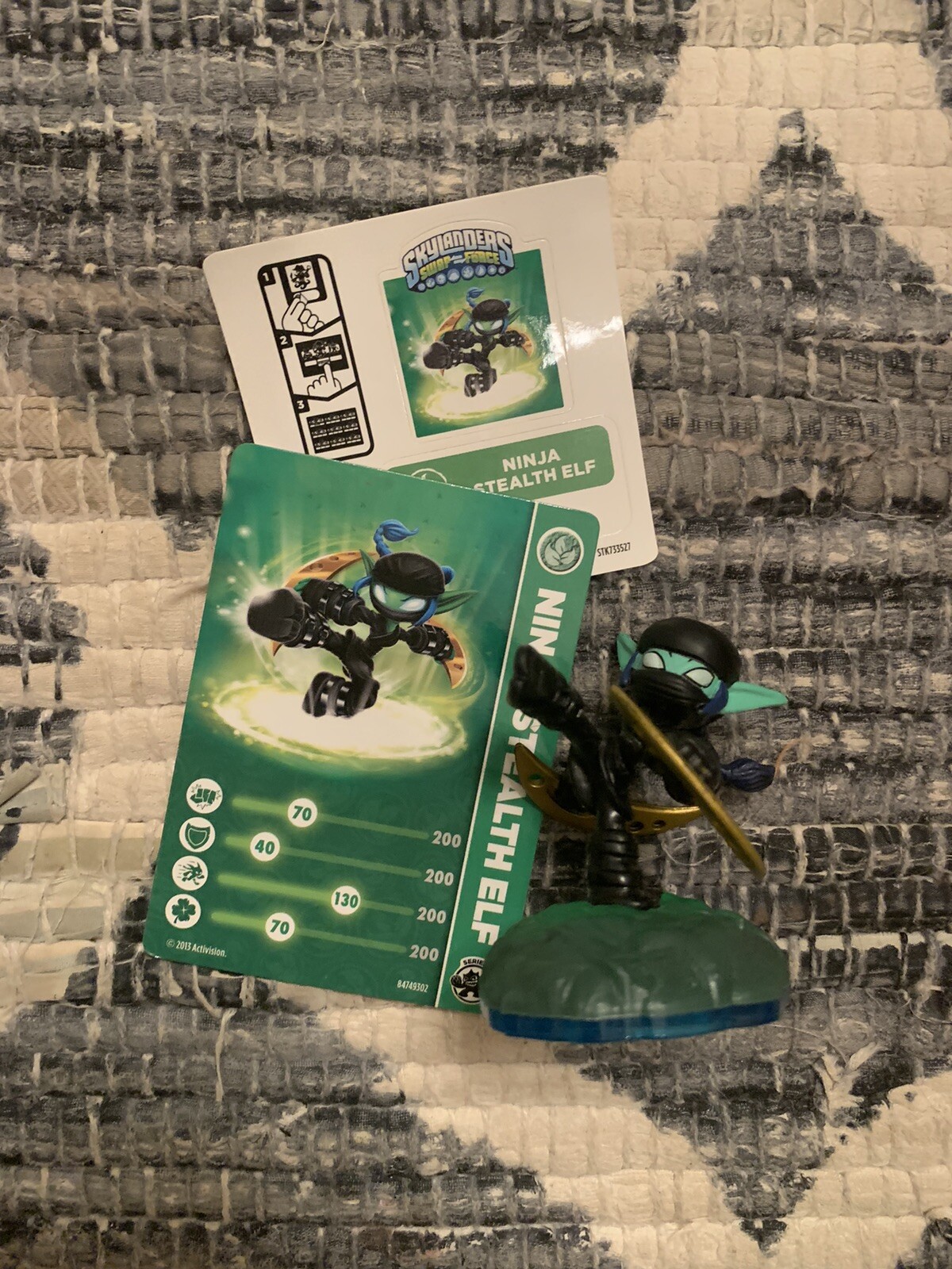 Skylanders Swap Force Ninja Stealth Elf Figure Activision 2013 Sticker Code Card