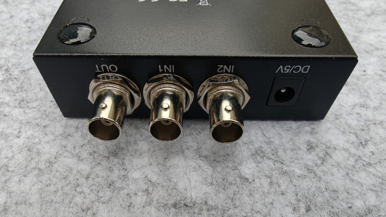 Monoprice Active 3G, HD, SD SDI Two Way 2X1 Switch