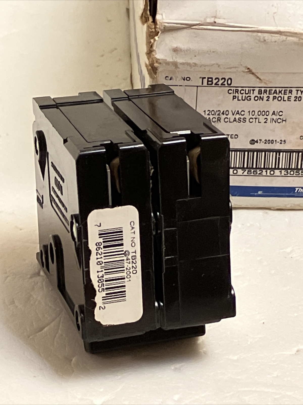 Thomas & Betts TB TB220 2 Pole 20 Amp 240 V Push In Circuit Breaker NEW!!