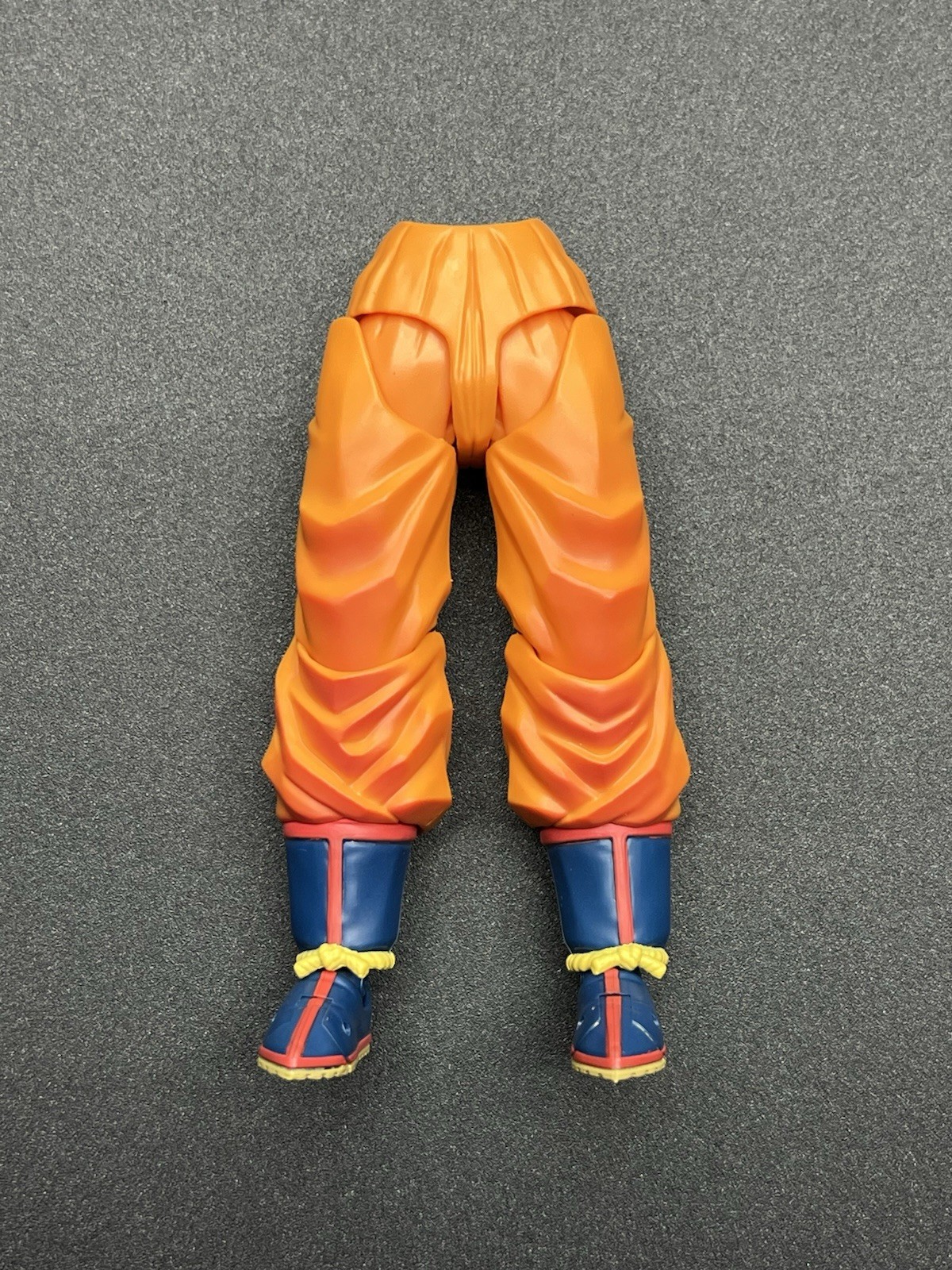 SH Figuarts Dragon Ball Z Super Saiyan Goku The Games Begin Fodder Legs Crotch