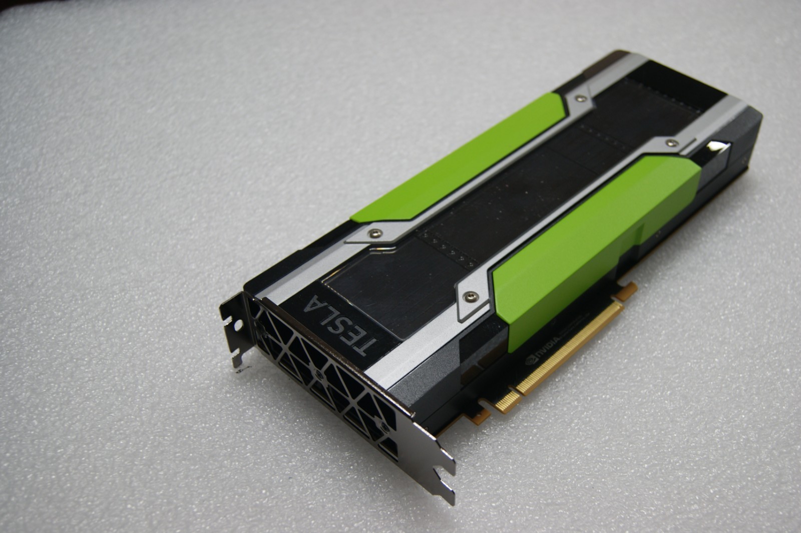 Nvidia Tesla P100 16GB PCIe Graphics Accelerator Card HBM2 GPU AI $71.97/ea (4)