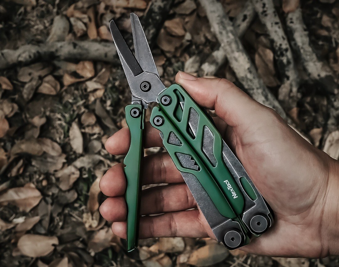 NexTool Flagship Pro Multi Tool Green Stainless Steel Handles Belt/Cord Cutter
