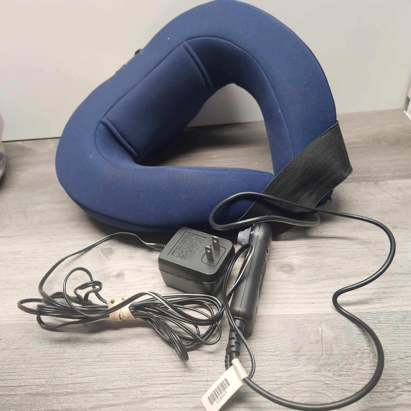 Pollenex By Conair Blue Neck Massage With Heat PNM6VG
