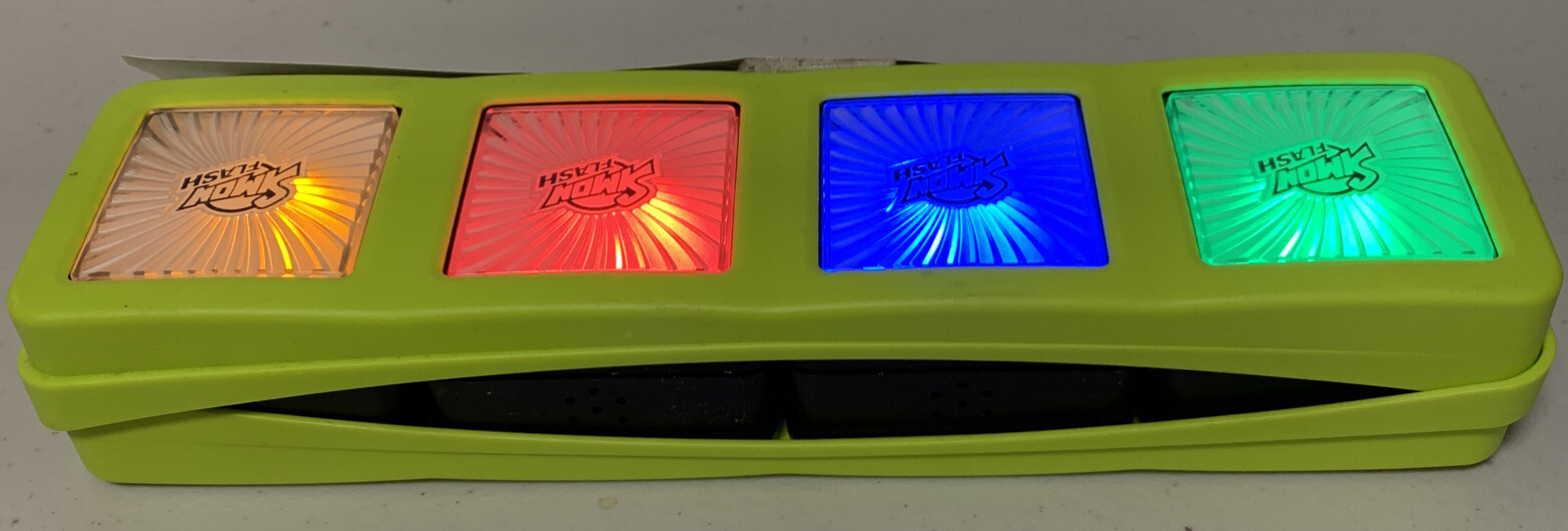 Hasbro Simon Flash Simon Says Memory Lights Electronic Game BN15