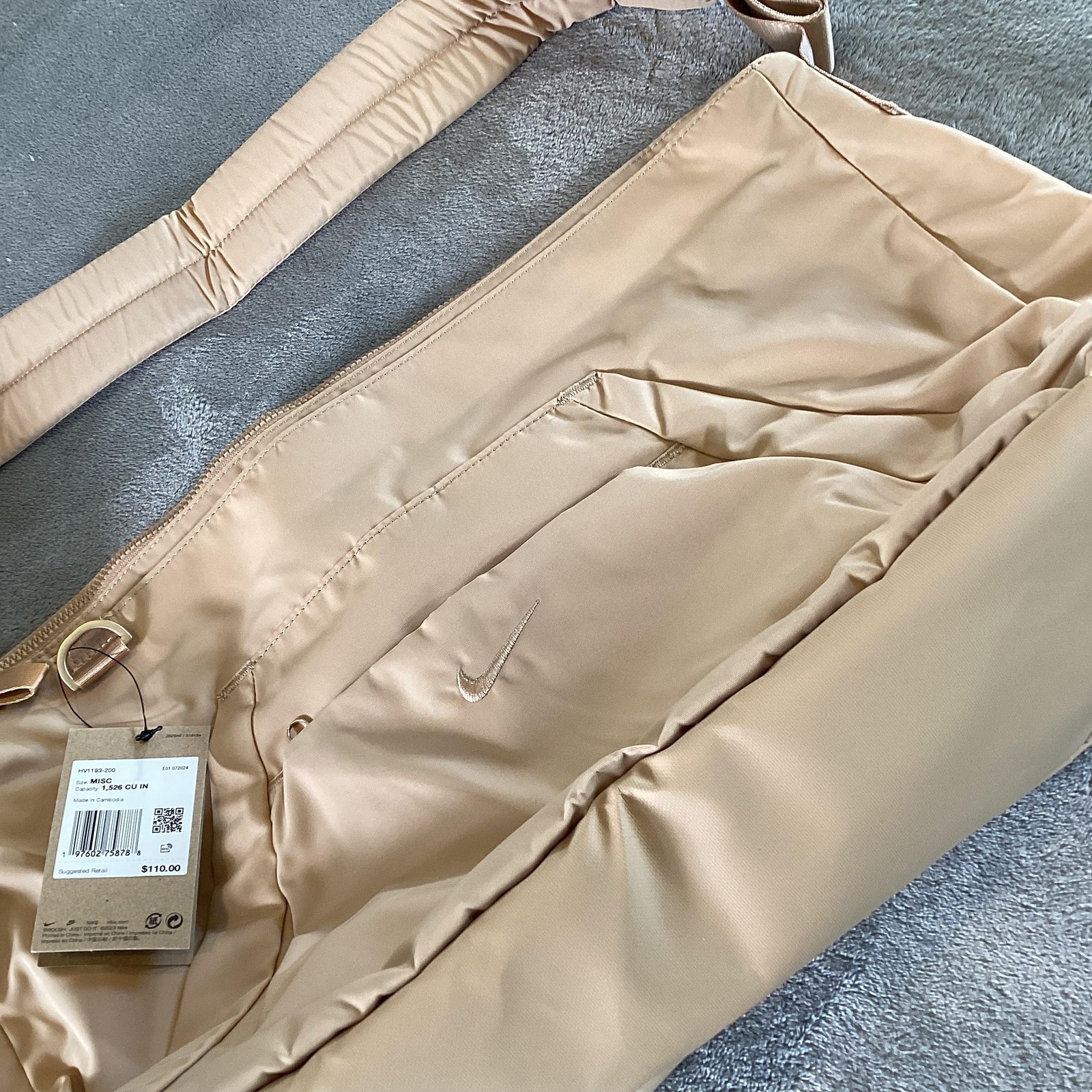 Nike Cross Shoulder Bag Womens Large Beige 25L Zip Adjustable Strap Gym Training