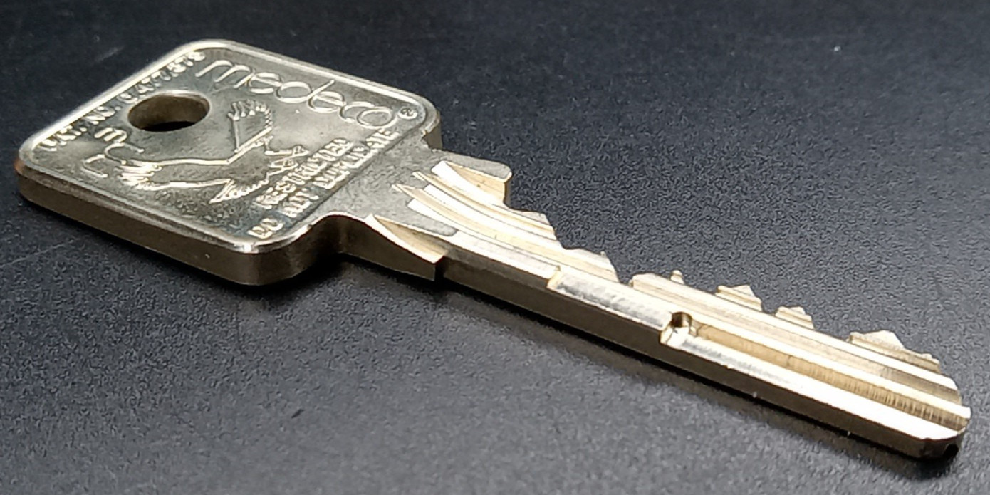 Medeco Key Eagle Collectors Do Not Duplicate DND Security Cut
