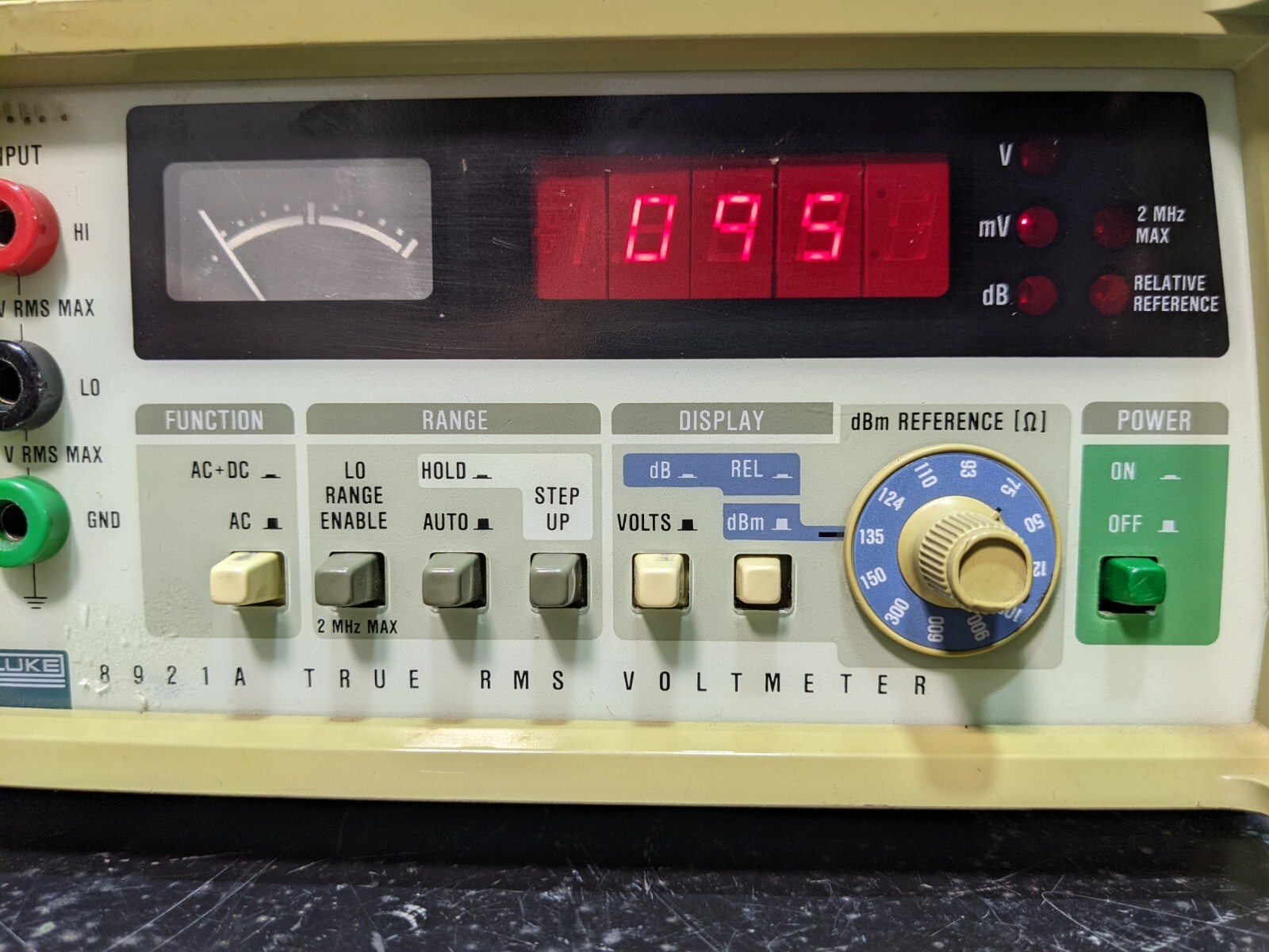 Fluke 8921A True RMS Voltmeter / 30 DAY GUARANTEE