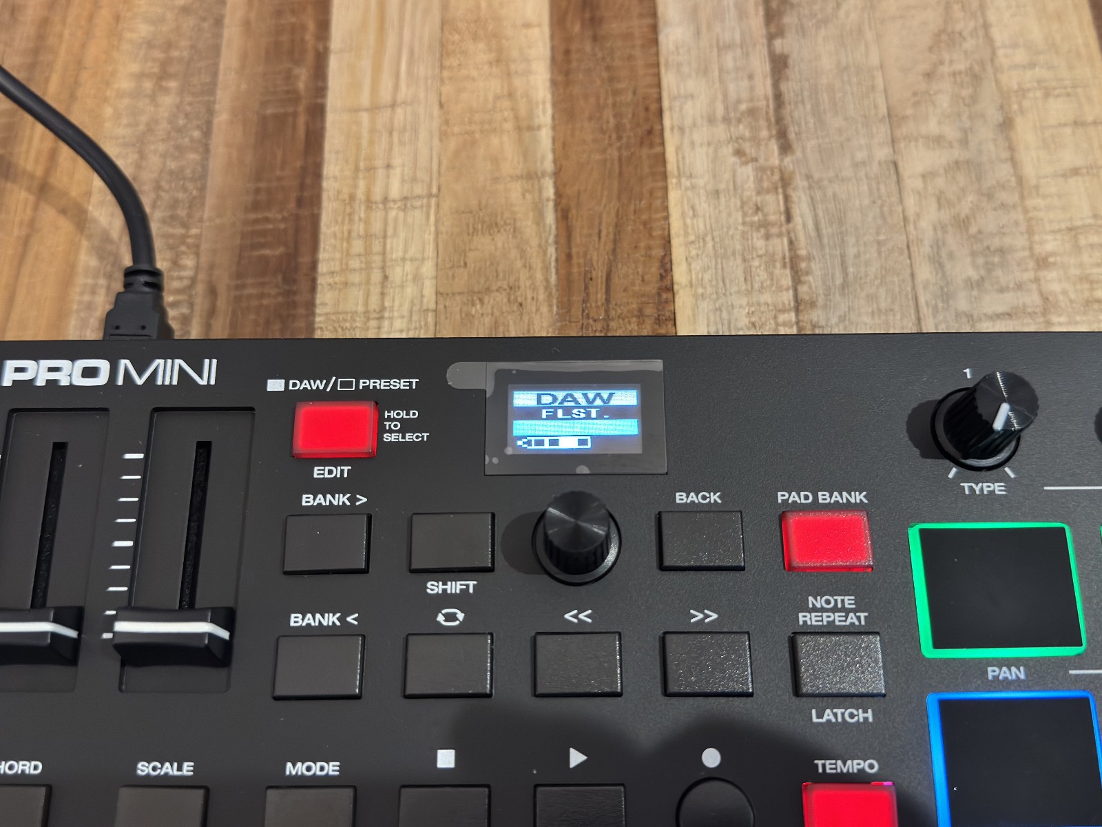 M-Audio Oxygen Pro Mini - 32-Key USB MIDI Controller