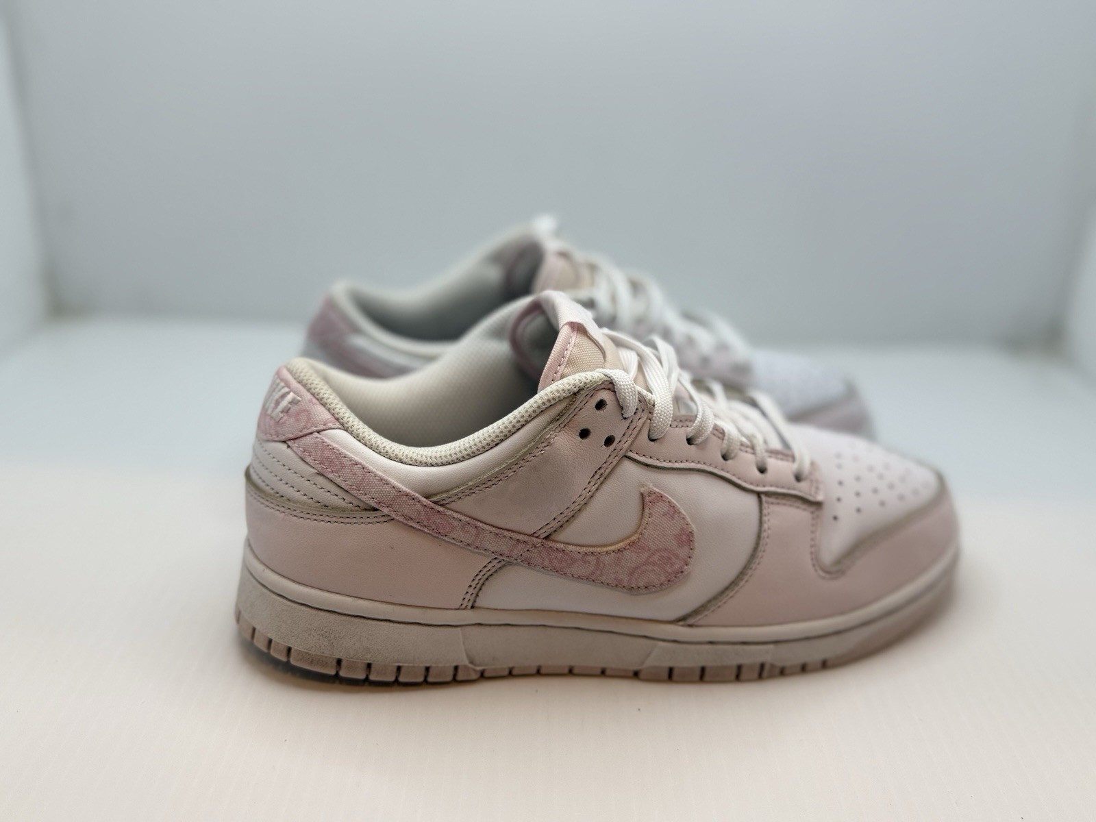 Nike Dunk Low "Pink Paisley" sneakers Size 8