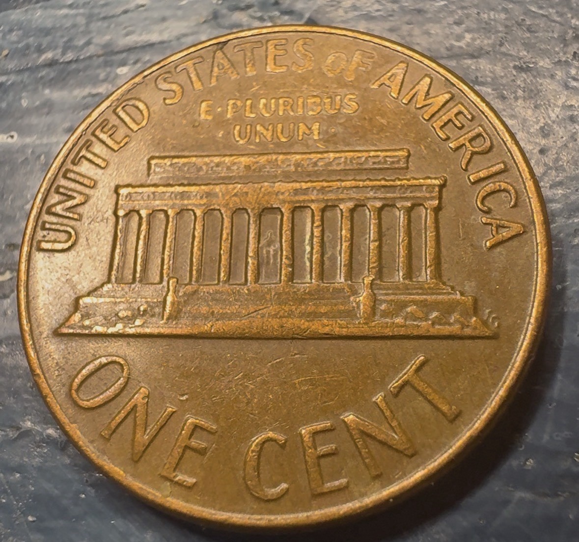 1969-d floating roof penny lincoln memorial cent
