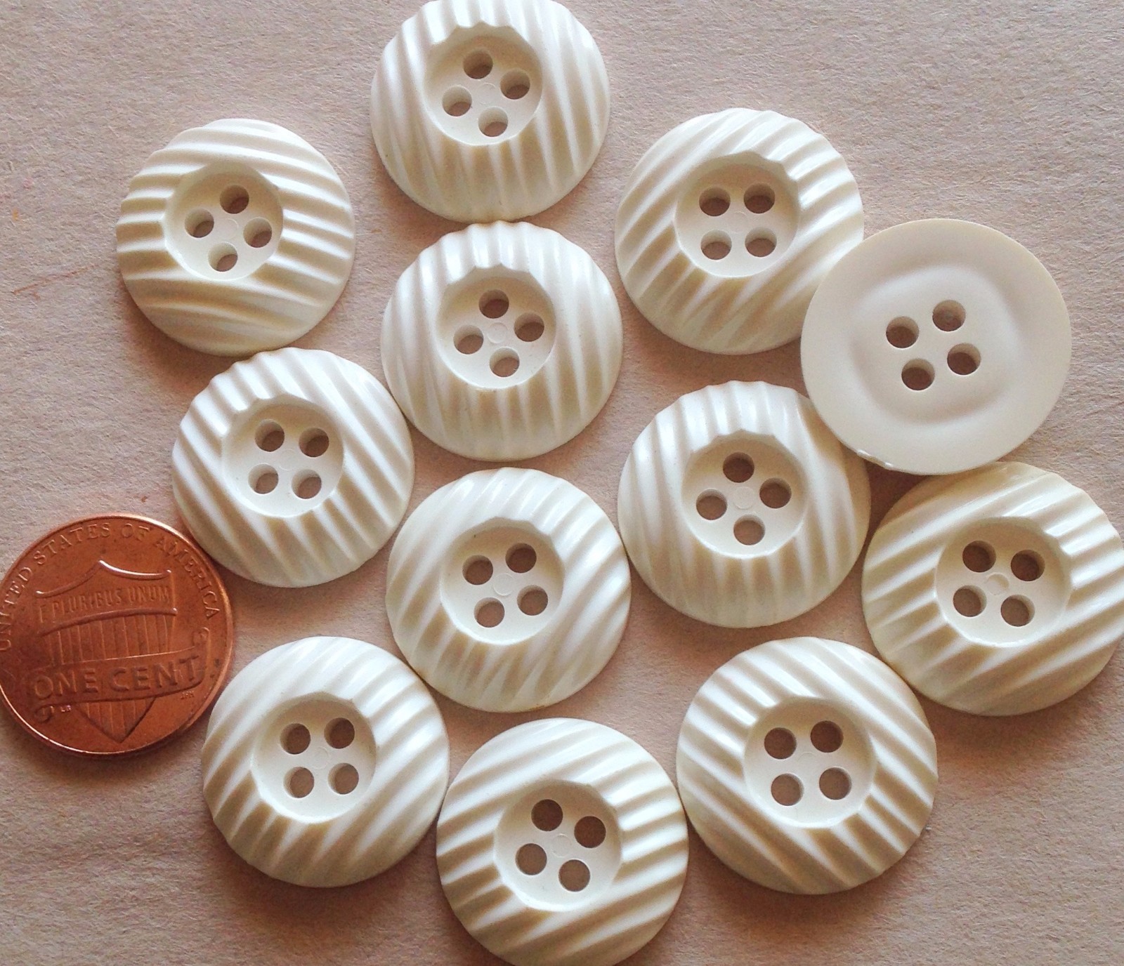12 Domed Ridged Off-White Plastic Sew-through Buttons 3/4" 19mm 7242