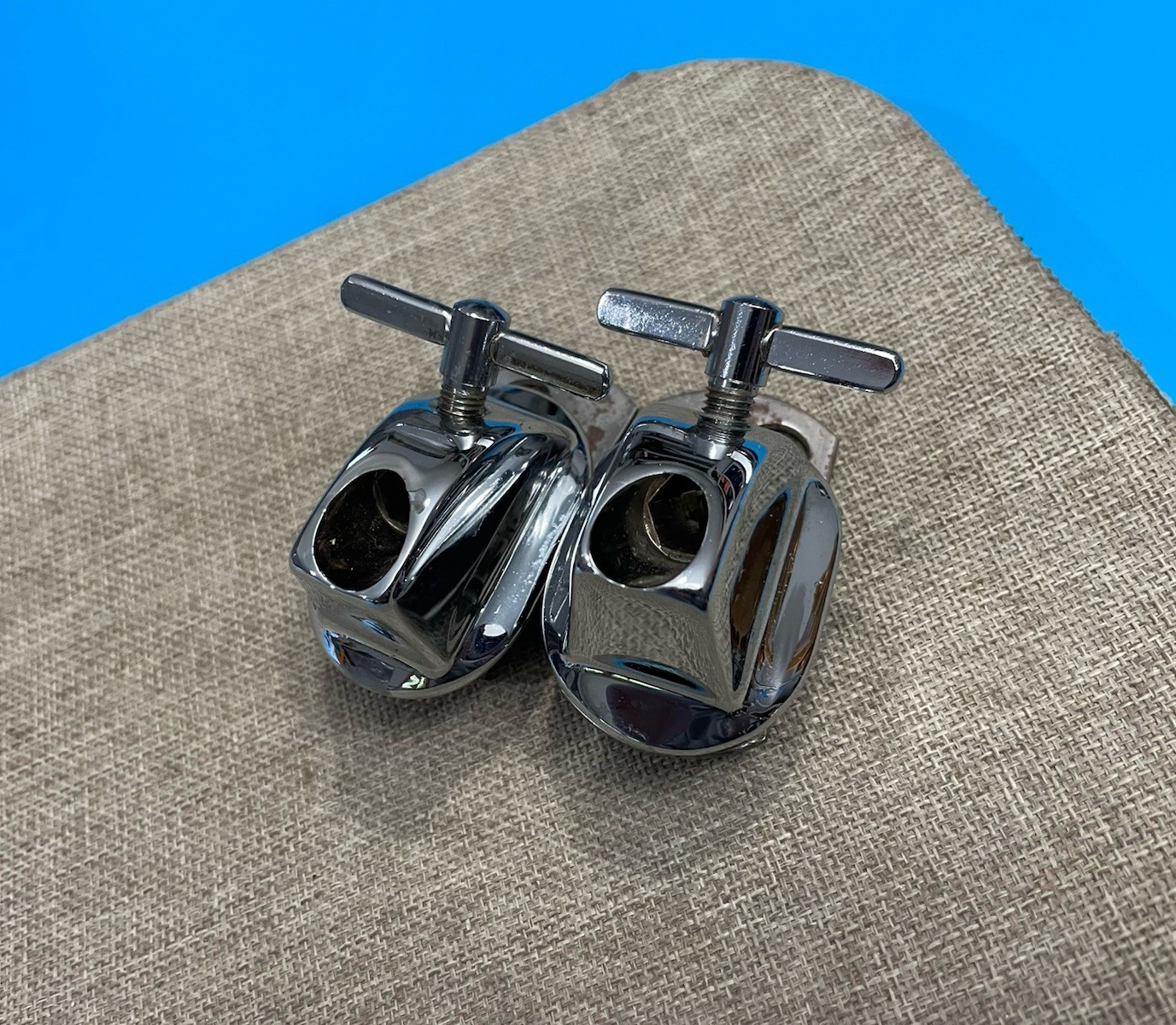Slingingerland 80s Vintage Magnum Bass Drum Spur Bracket Set