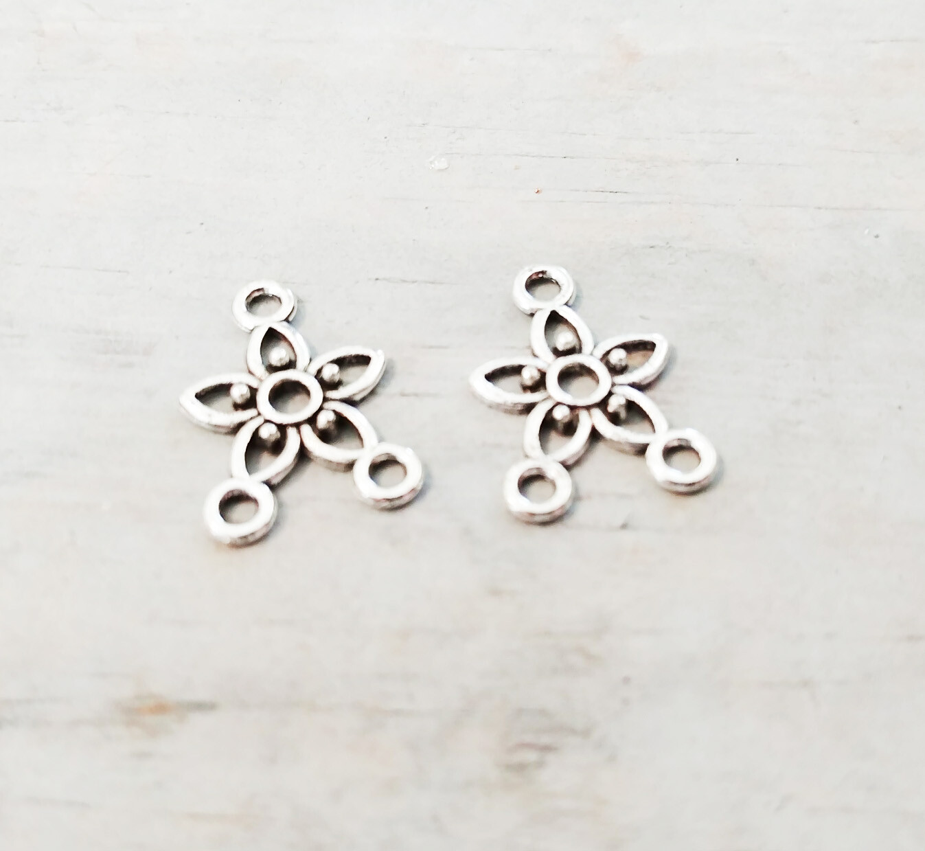 Chandelier Earring Connectors Antiqued Silver Floral Flower Charms Links 2pcs