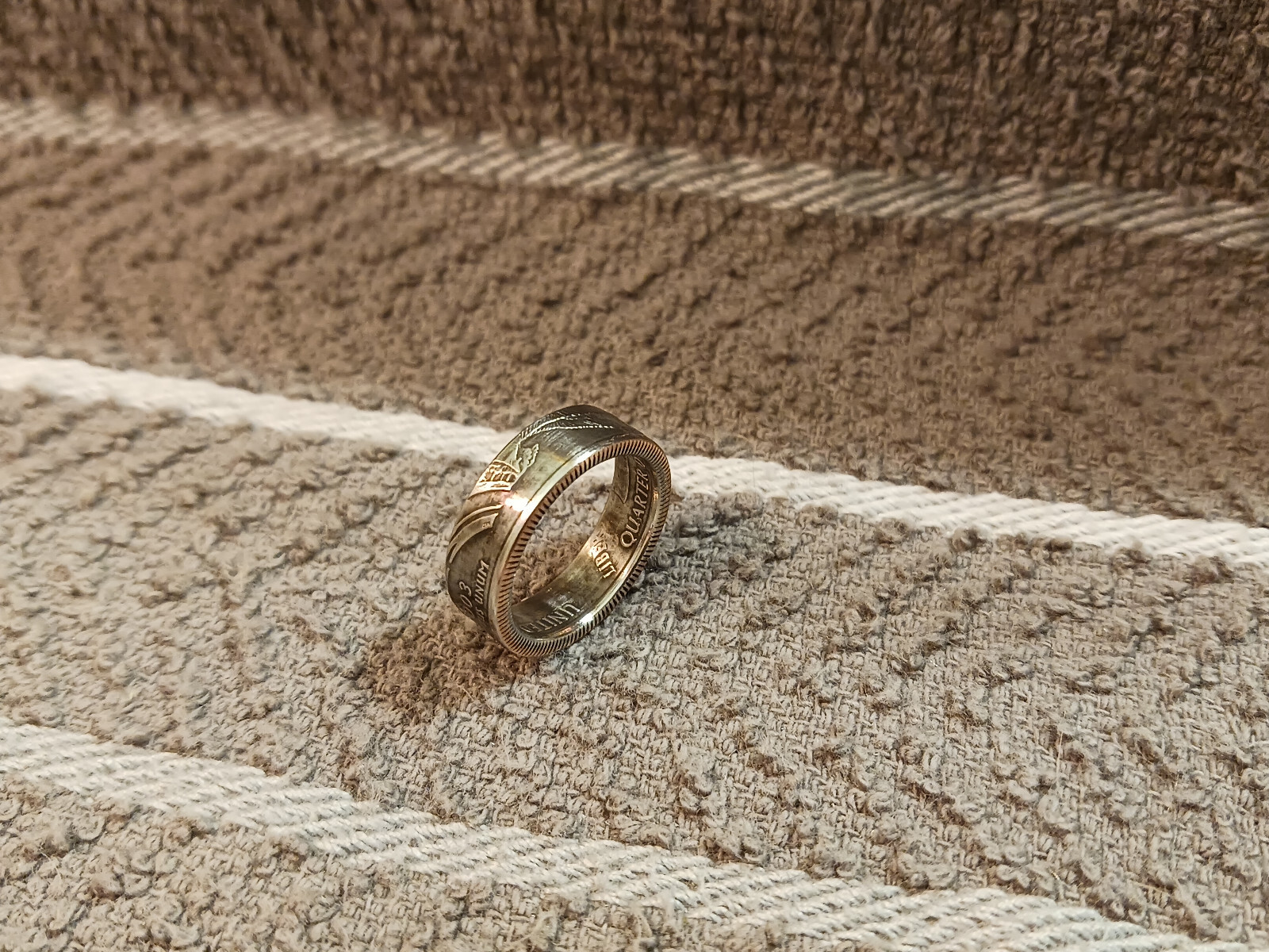 Arkansas Handcrafted Washington Quarters coin ring, size 6-1/2 2003
