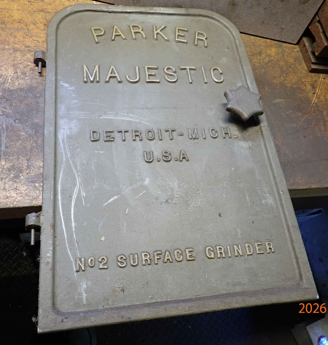 VINTAGE PARKER MAJESTIC DETROIT MICHIGAN NO. 2 SURFACE GRINDER DOOR