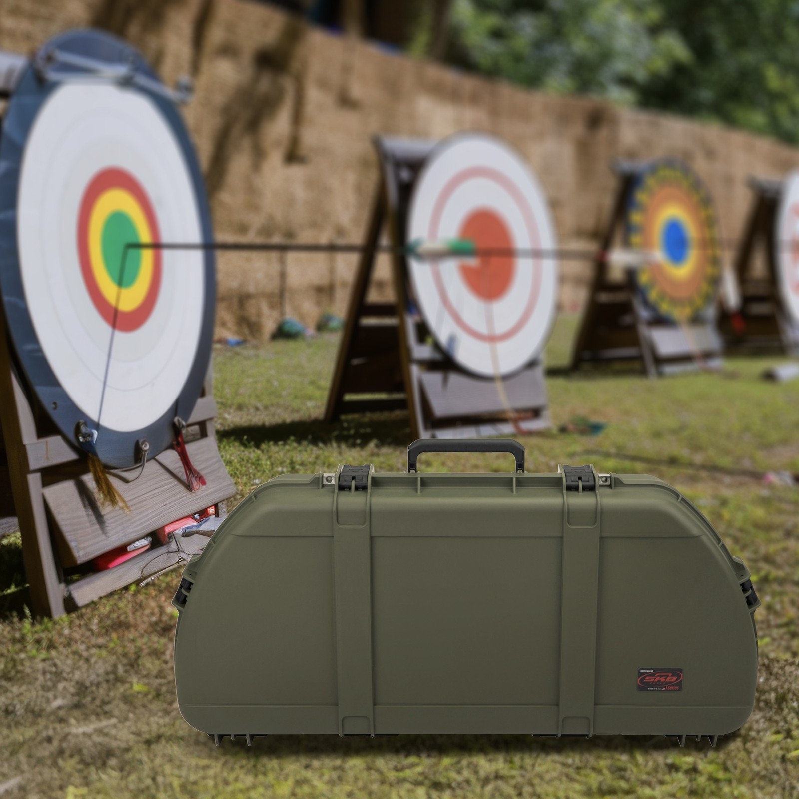 SKB Hard Protective Storage Case, Archery Bow & Arrow iSeries Shaped Case, Green