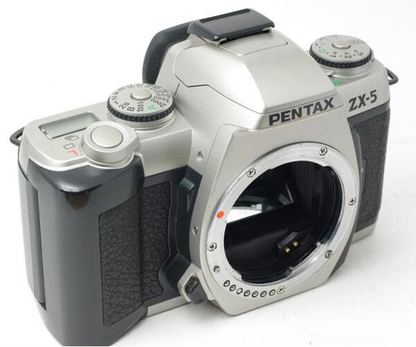 Pentax ZX-5 QD 35mm SLR Film Camera Body (06774) FOR PARTS