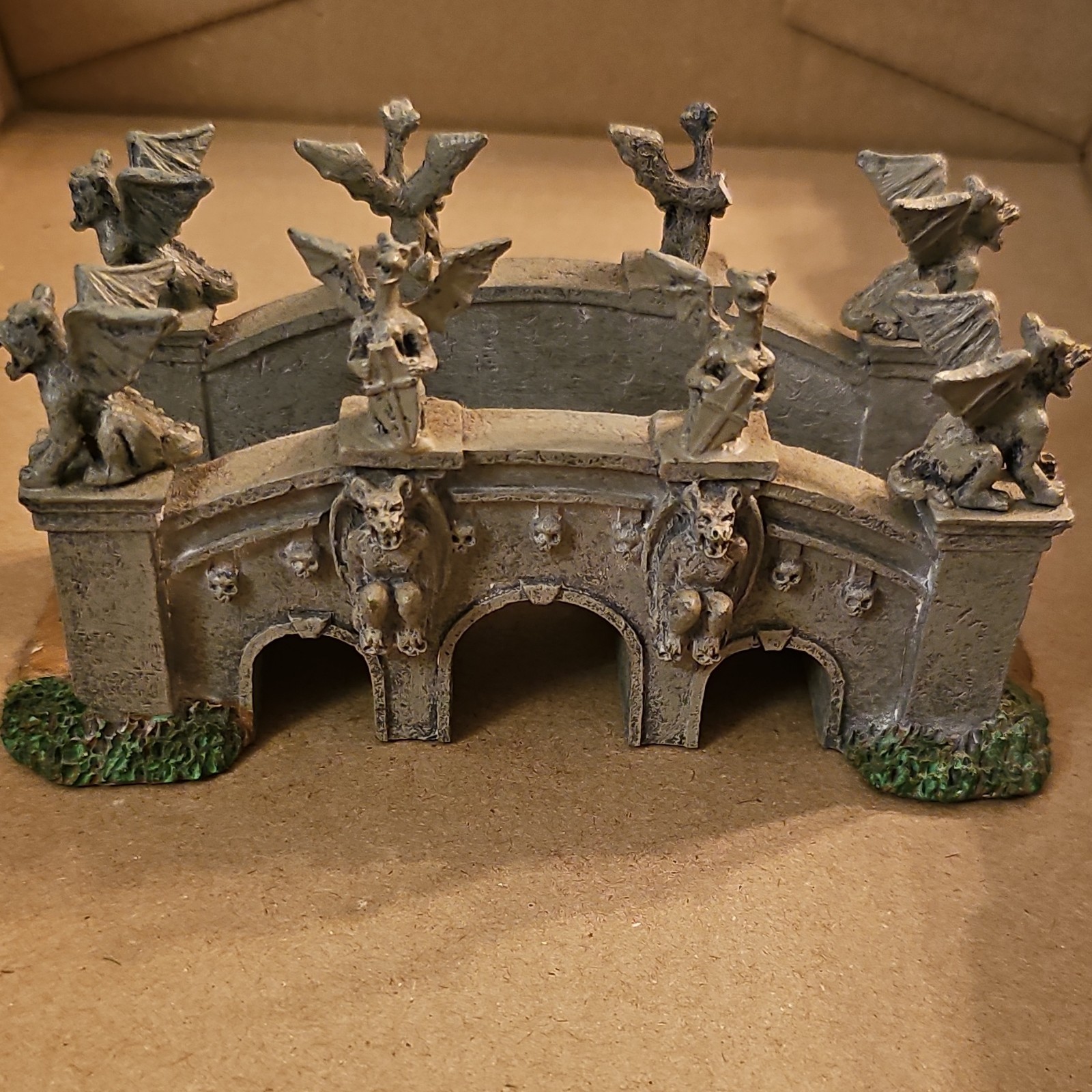 Lemax Spooky Town Gargoyle Bridge Painted Miniature Terrain 2002