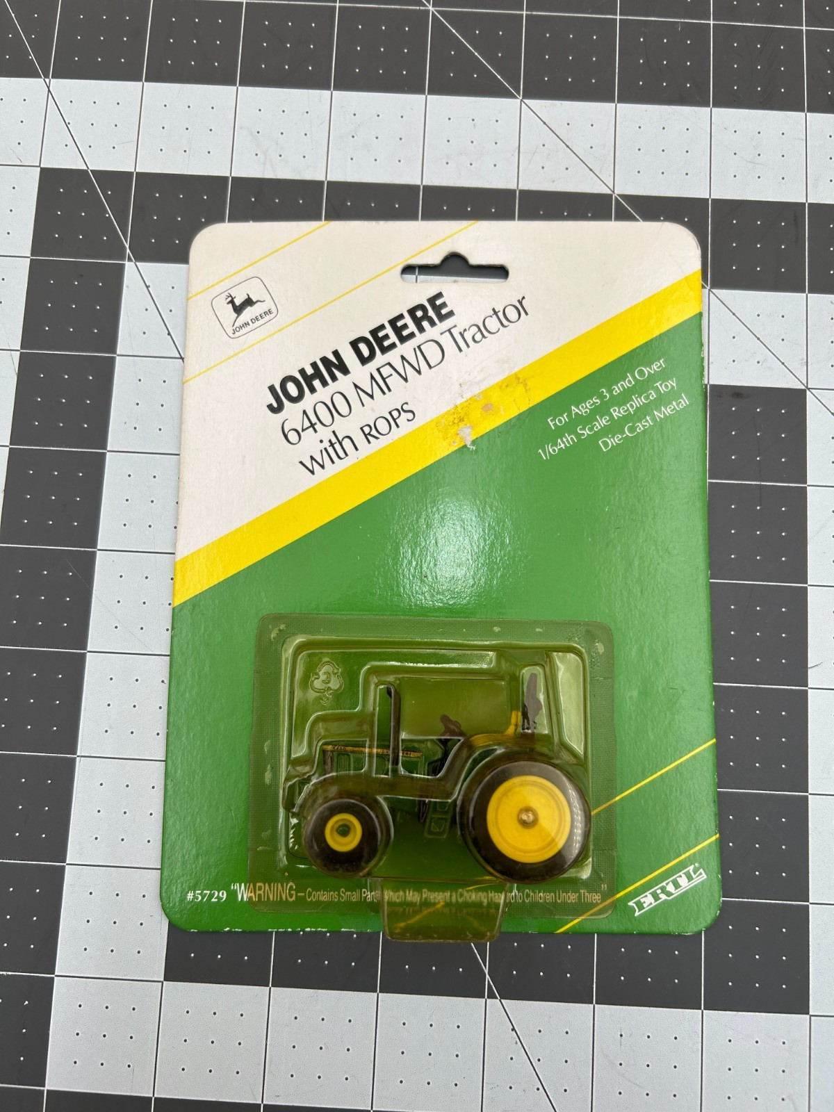 ERTL 1/64 John Deere 6400 Tractor MFWD With Rops