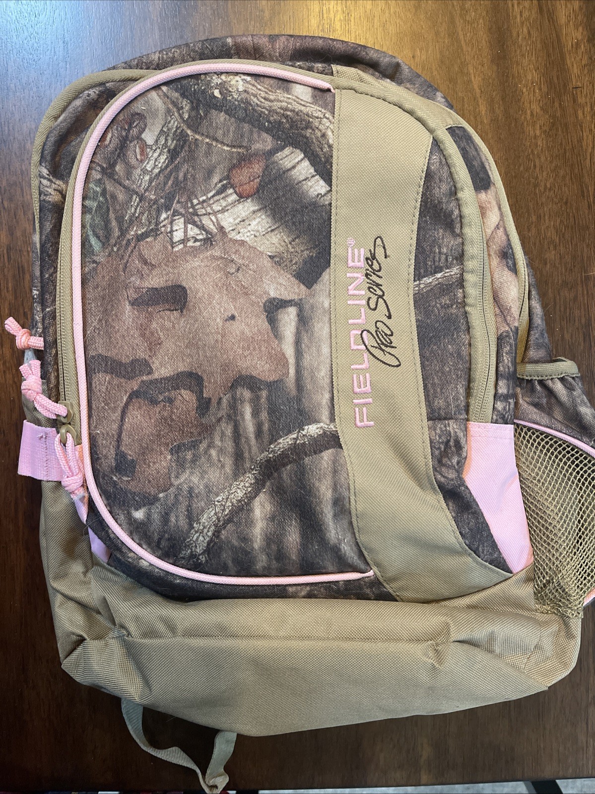 Fieldline Women's Canyon Backpack Camo And Pink Pro Series