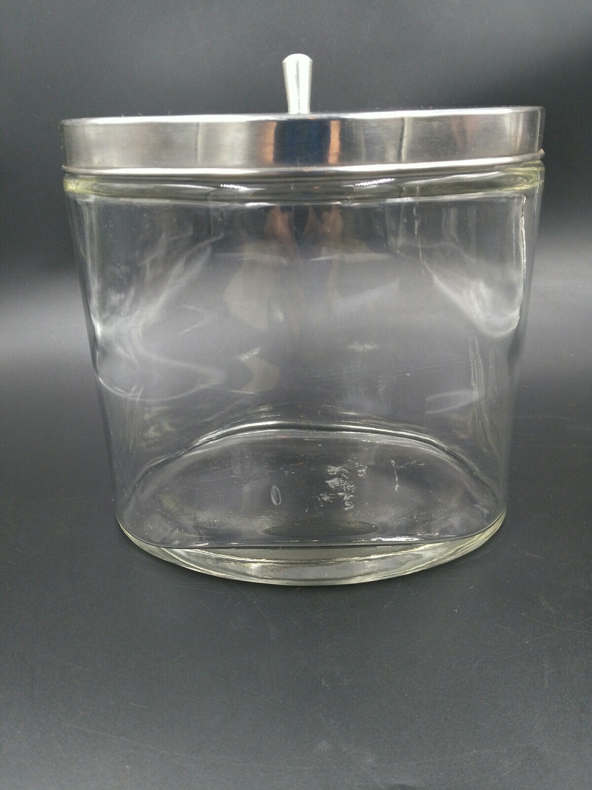 Oval Jar W/Out Imprints Clear thick Glass with metal Lid