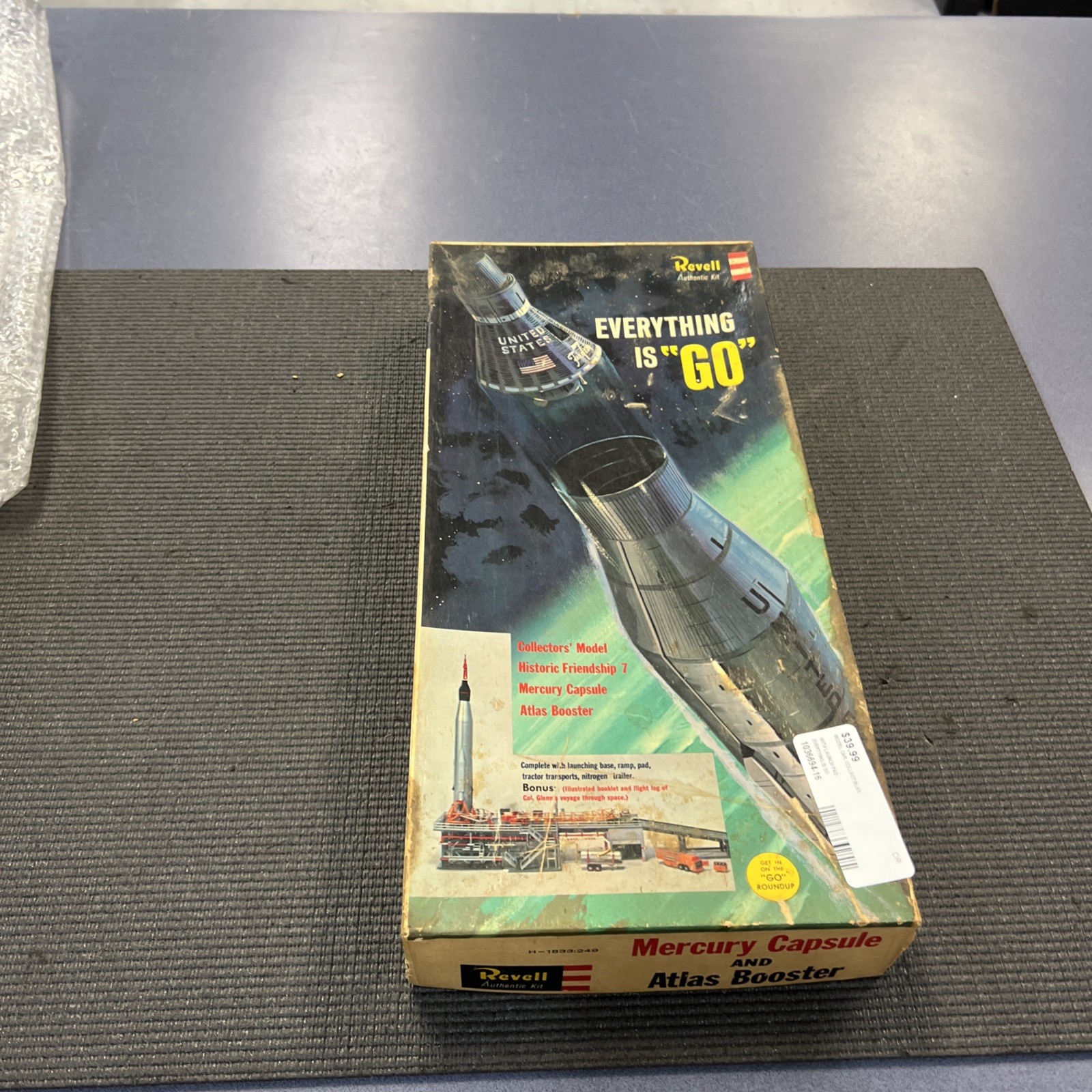 MERCURY CAPSULE MODEL FRIENDSHIP 7