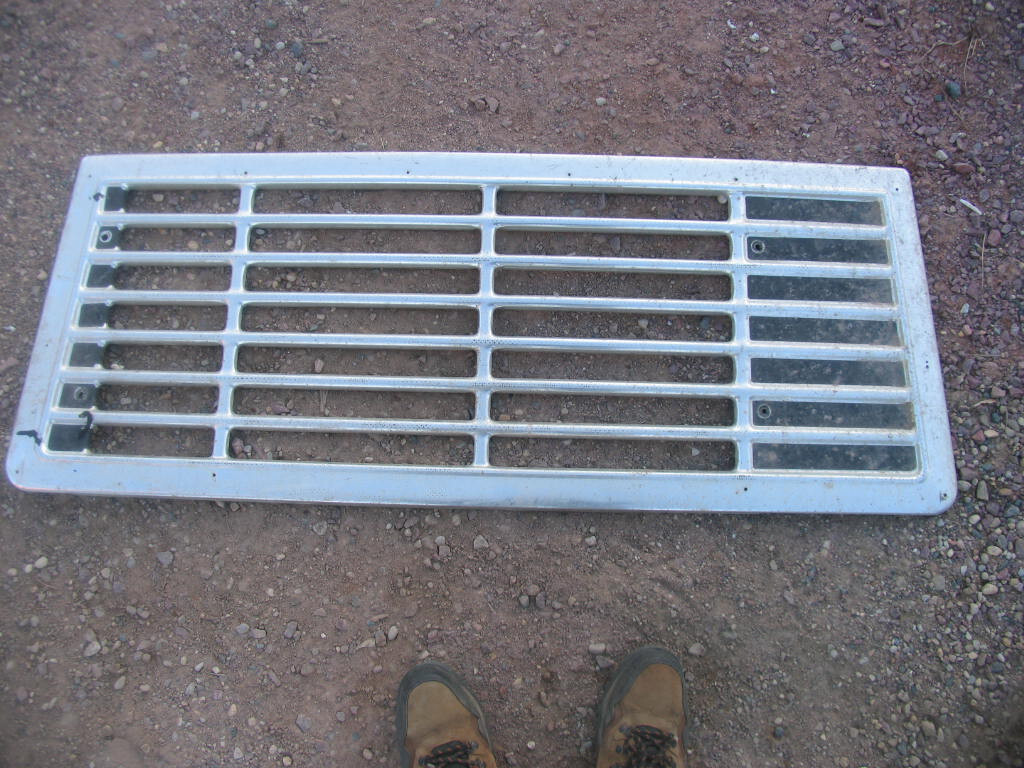 International IH Cab Over Semi Truck Grille