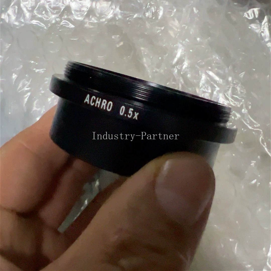 Leica ACHRO 0.5x 10450192 Microscope Objective.