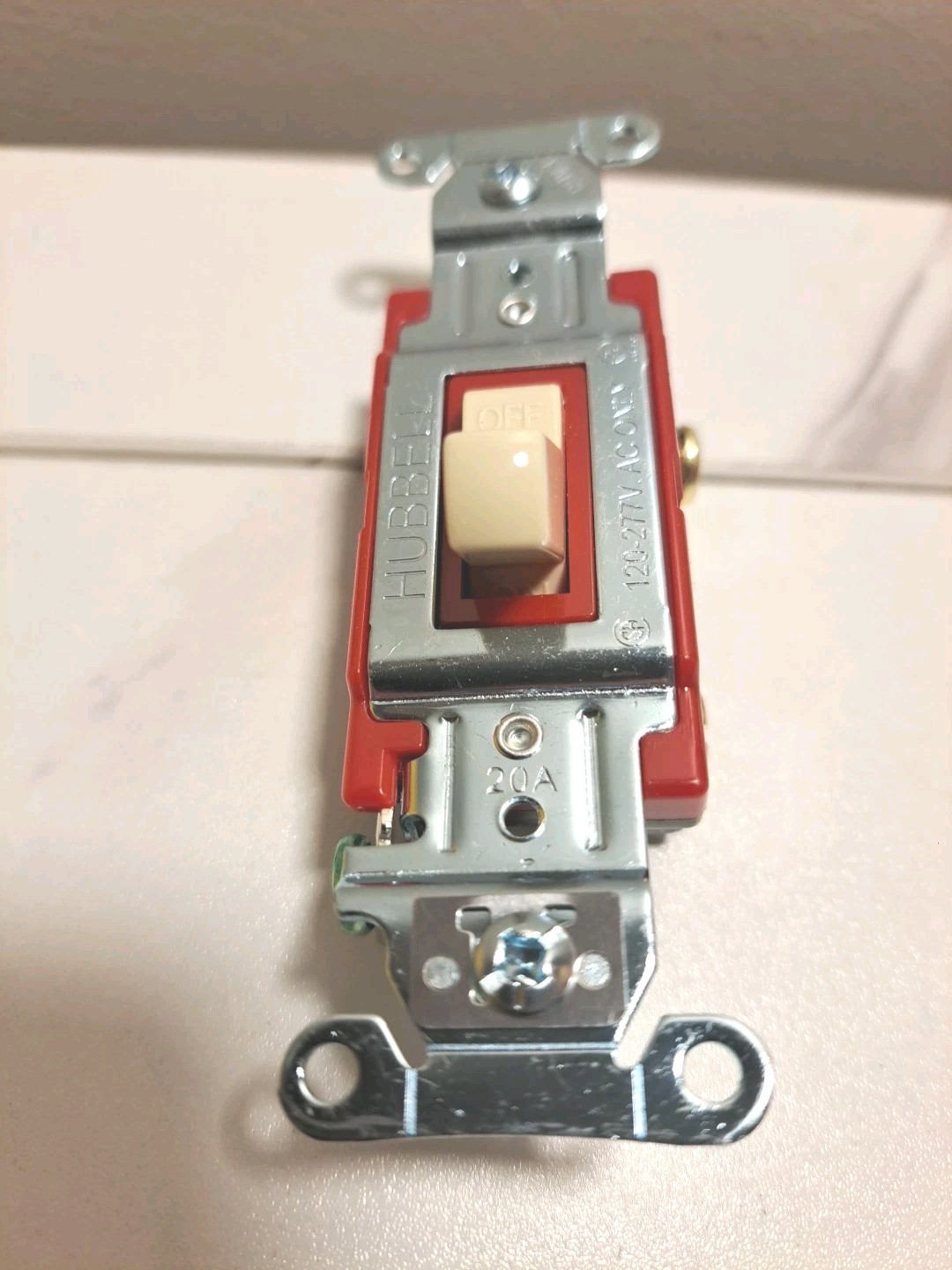 Hubbell 1221I Ivory Single Pole Switch 20A 120 NIB!