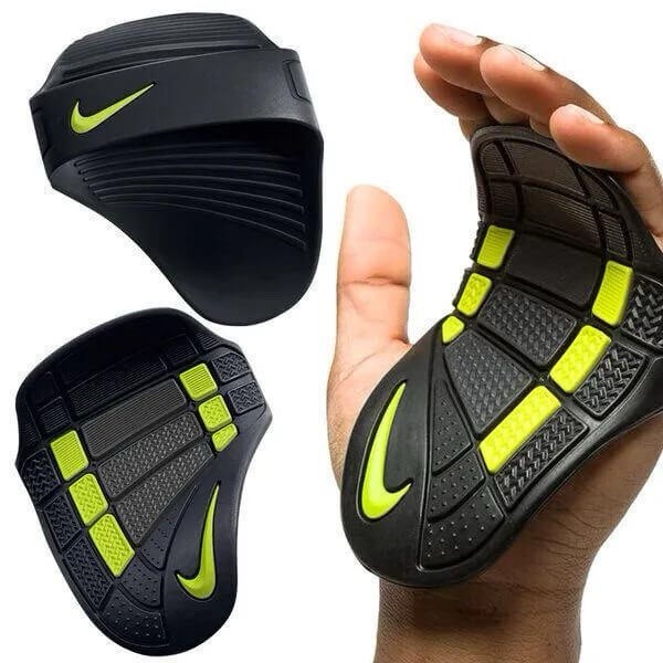 Nike Alpha Lifting Grips For Training BRAND NEW Size Medium